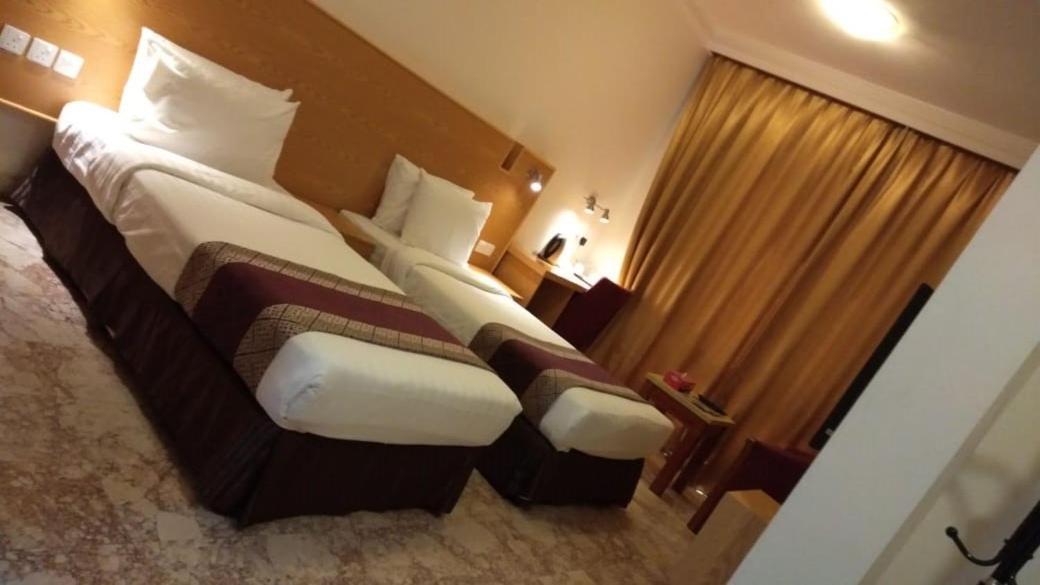 Al Reef Hotel Muscat Exterior photo