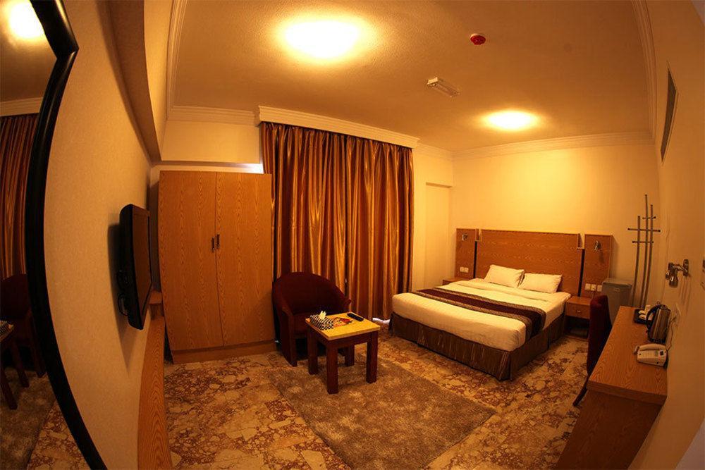 Al Reef Hotel Muscat Exterior photo